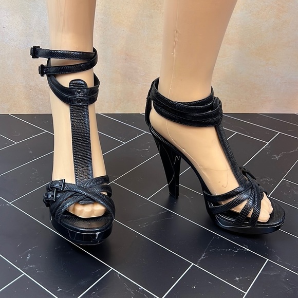 Burberry Lizard T-Strap Sandals Stiletto Heels with Platform Multistrap & Buckle - Picture 5 of 9